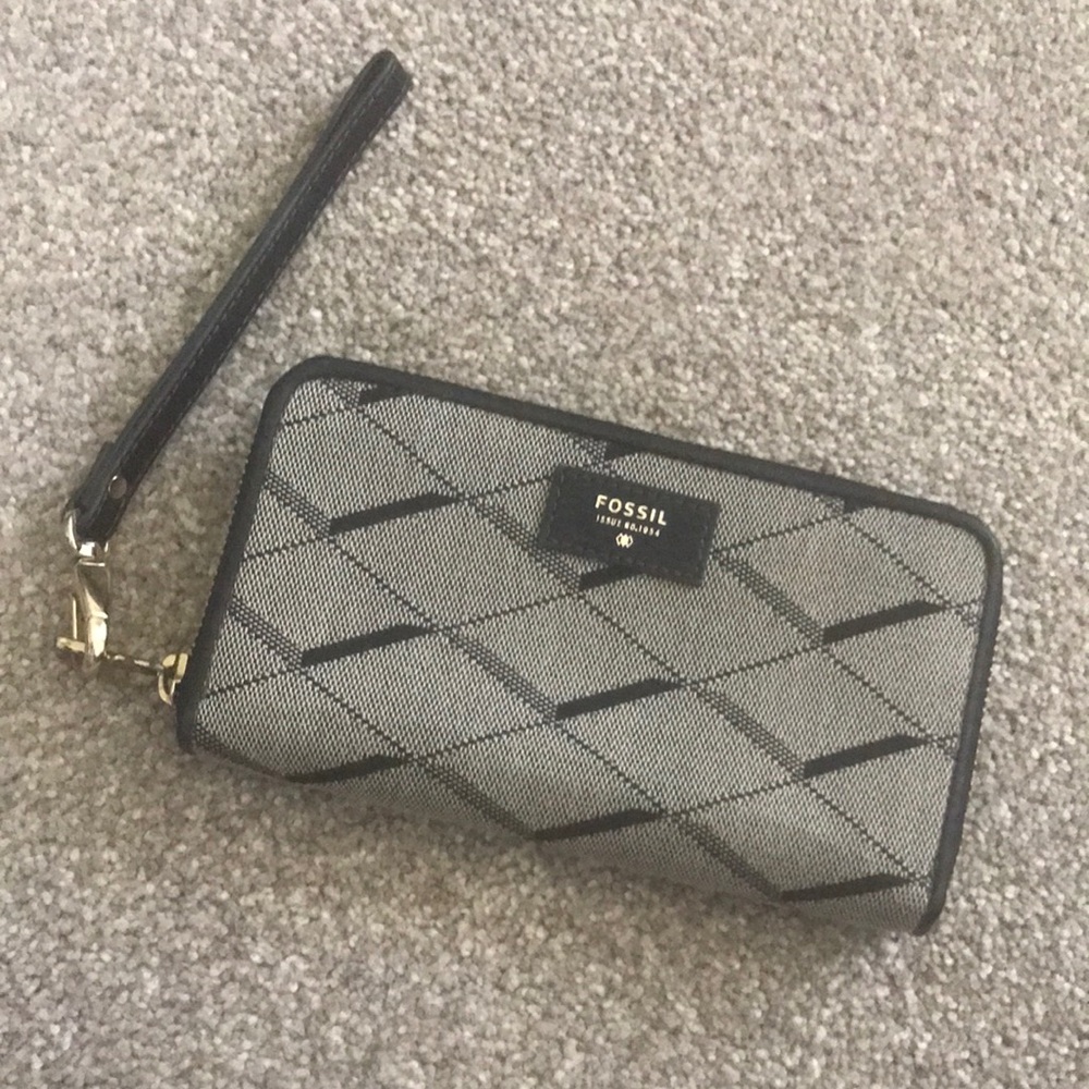 Fossil Zip Wrislet Wallet